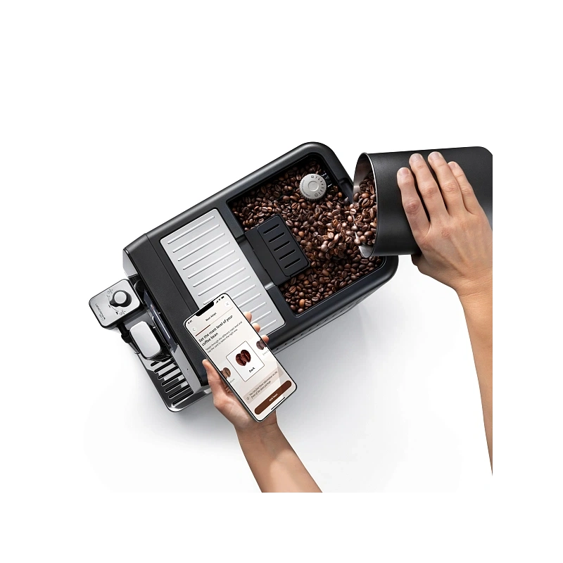 Кофемашина DeLonghi ECAM470.85.MB Два кувшина для молока LatteCrema Hot (горячие напитки), LatteCrema Cool (холодные напитки), фильтр для воды, мерная ложка для молотого кофе с кисточкой, полоска для определения жесткости воды, носик для подачи горячей во