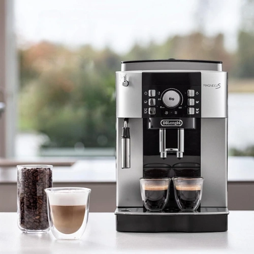 Кофемашина DeLonghi ECAM 21.117.SB