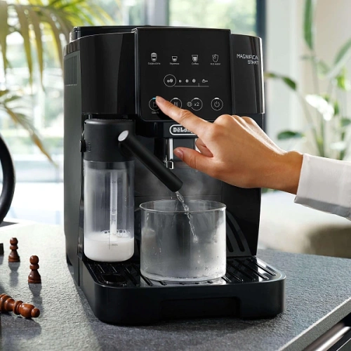 Кофемашина DeLonghi ECAM220.60.B