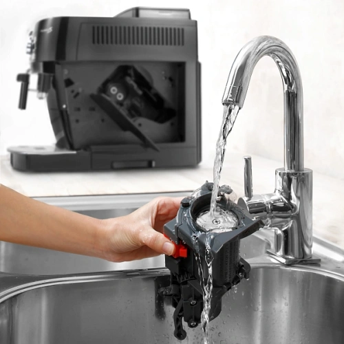 Кофемашина Delonghi ECAM12.121.B